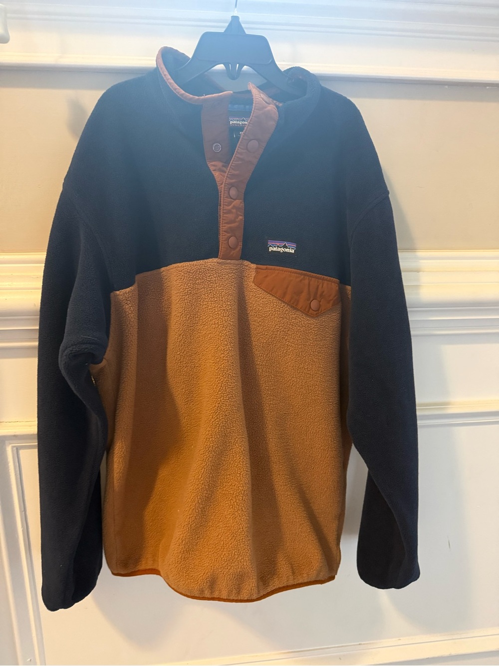 Patagonia Two-Tone Snap-T Fleece Pullover - Navy & Camel